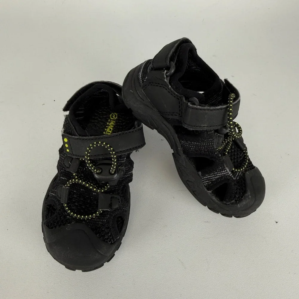 MAGELLAN OUTDOORS Waterproof Trail Hiking Sandals BLACK Boys TODDLER Size‎ 8